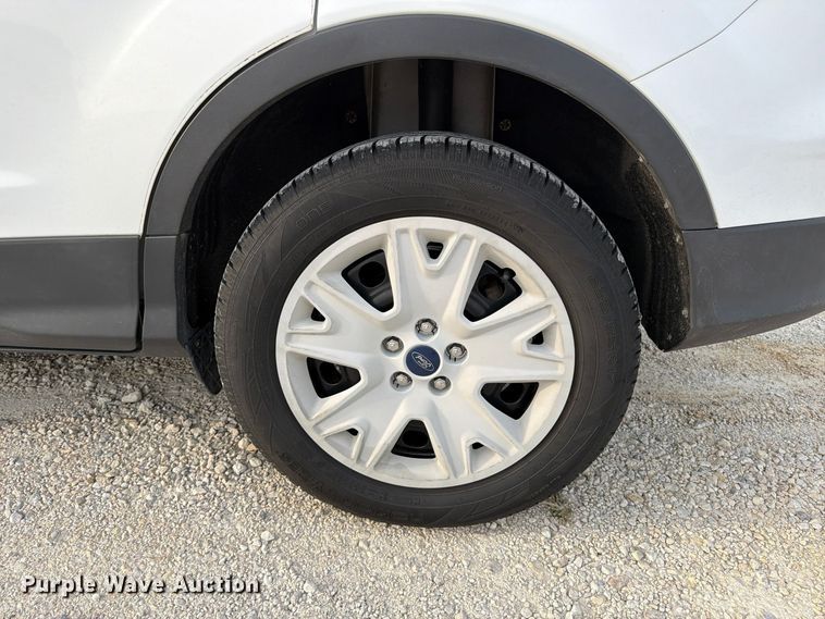 image for item FU6002 2016 Ford Escape SUV