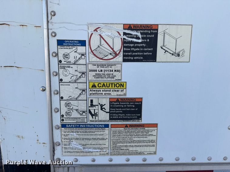 image for item FV2000 2016 Freightliner Business Class M2 box truck