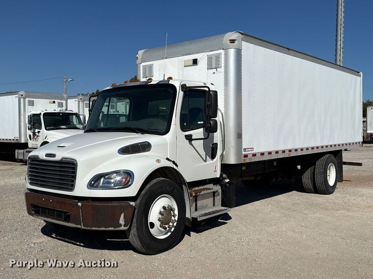 image for item FV2001 2014 Freightliner M2106 box truck