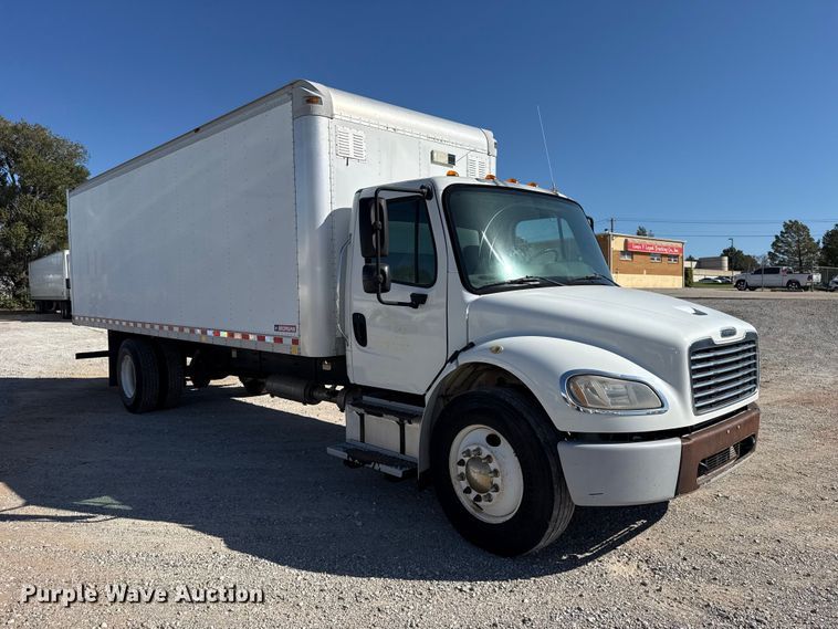 image for item FV2001 2014 Freightliner M2106 box truck
