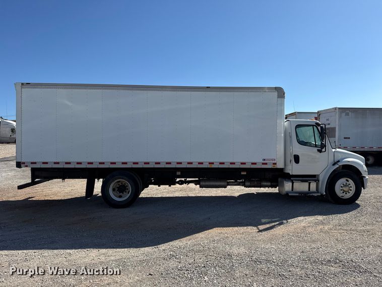 image for item FV2001 2014 Freightliner M2106 box truck
