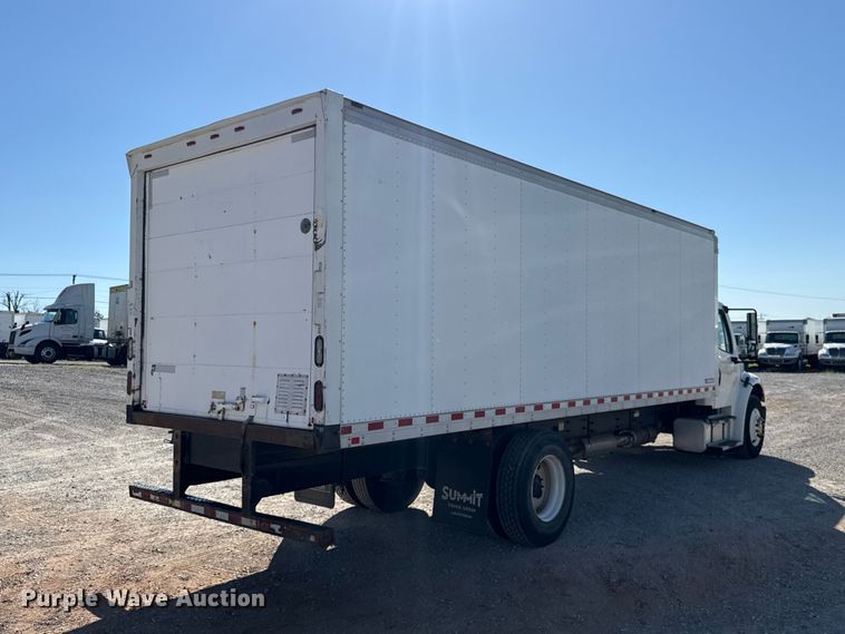 image for item FV2001 2014 Freightliner M2106 box truck