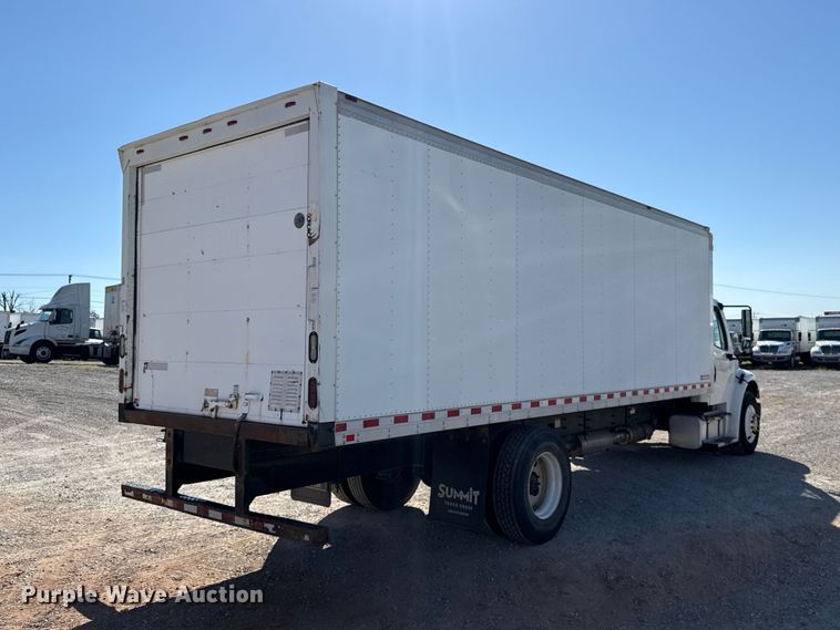 image for item FV2001 2014 Freightliner M2106 box truck