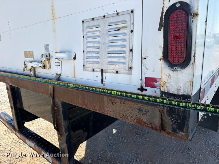 image for item FV2001 2014 Freightliner M2106 box truck