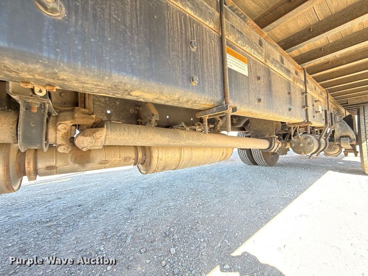 image for item FV2001 2014 Freightliner M2106 box truck