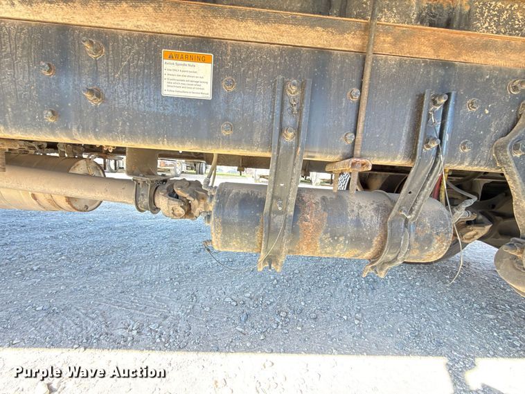 image for item FV2001 2014 Freightliner M2106 box truck