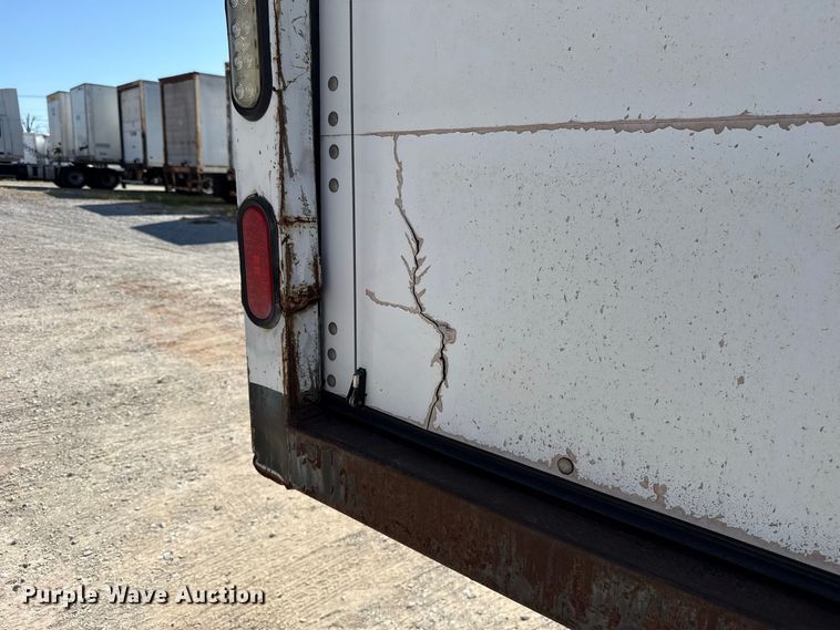 image for item FV2002 2015 Freightliner Business Class M2 box truck