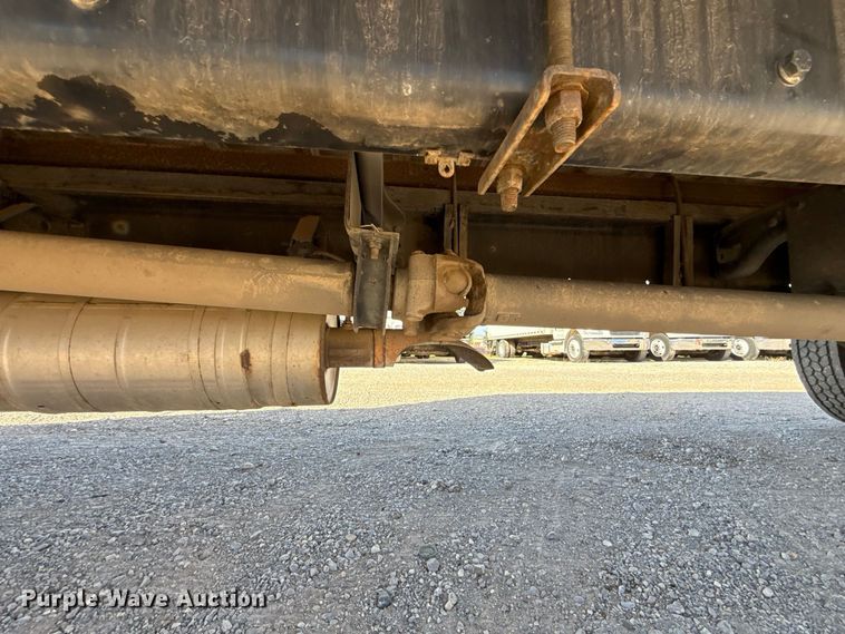 image for item FV2002 2015 Freightliner Business Class M2 box truck