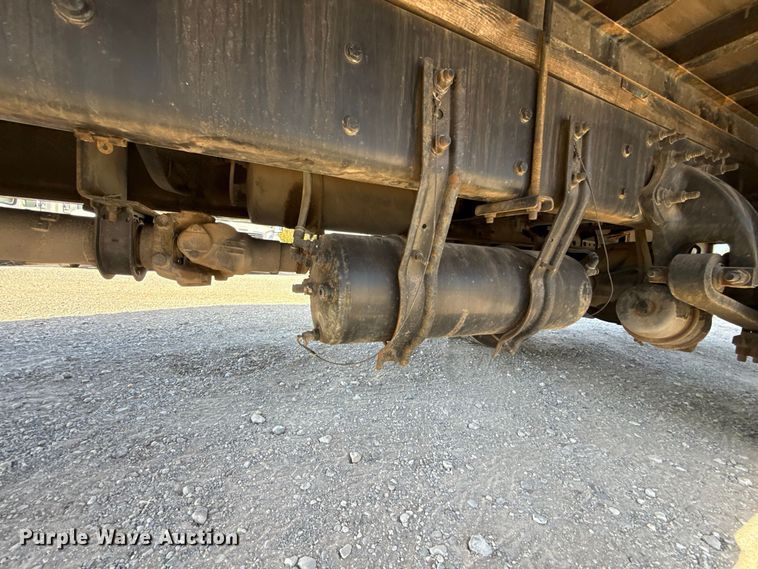 image for item FV2002 2015 Freightliner Business Class M2 box truck