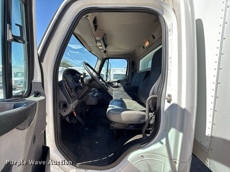 image for item FV2003 2015 Freightliner Business Class M2 box truck