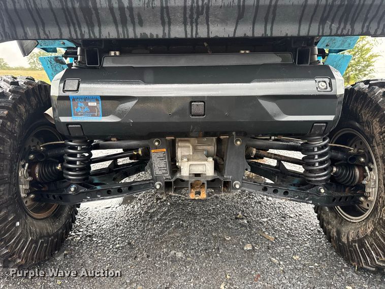 image for item FV2010 2023 Yamaha Wolverine RMAX2 utility vehicle
