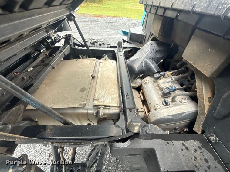 image for item FV2010 2023 Yamaha Wolverine RMAX2 utility vehicle