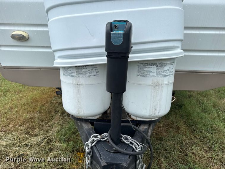image for item FV2015 2008 Forest River Inc. 831 BHSS camper