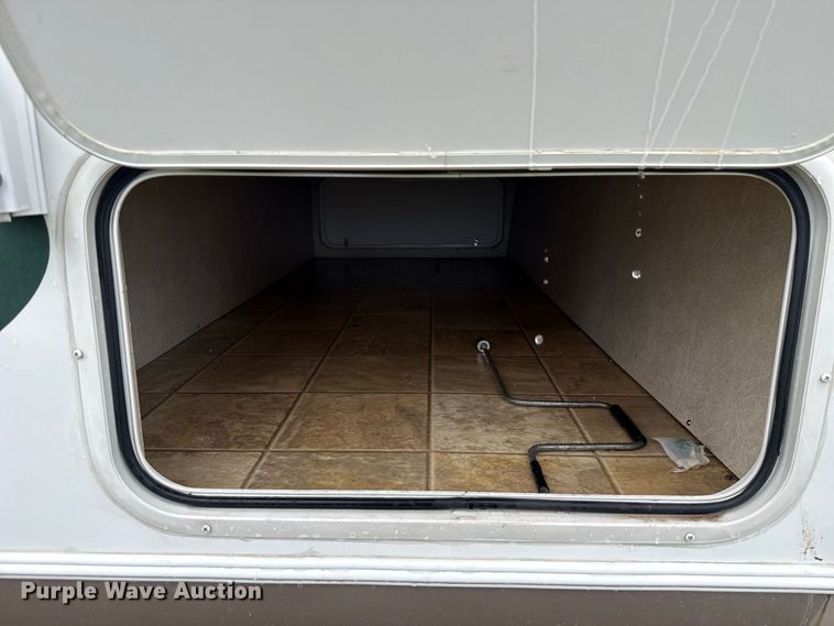 image for item FV2015 2008 Forest River Inc. 831 BHSS camper