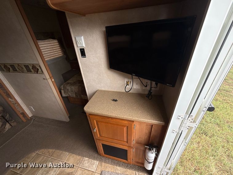 image for item FV2015 2008 Forest River Inc. 831 BHSS camper