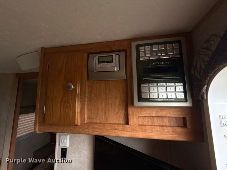 image for item FV2015 2008 Forest River Inc. 831 BHSS camper