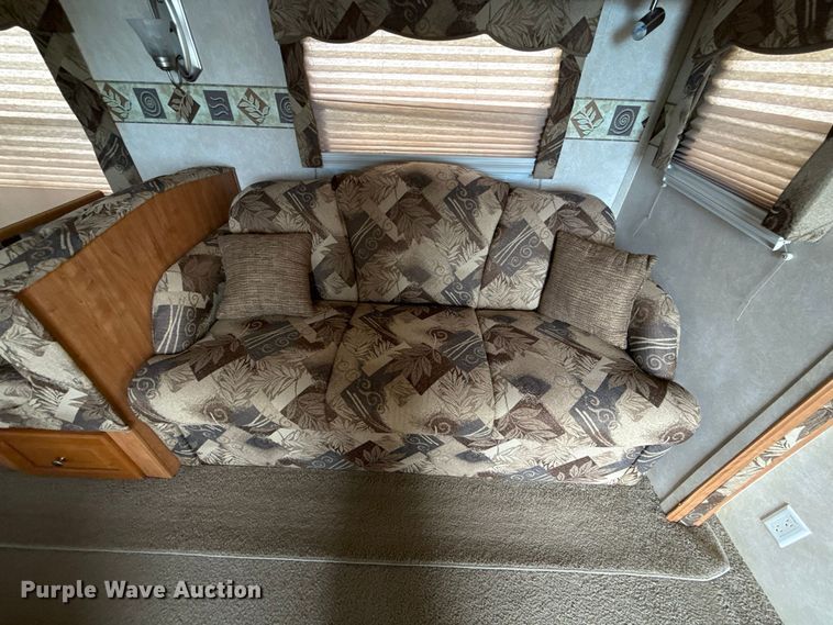 image for item FV2015 2008 Forest River Inc. 831 BHSS camper