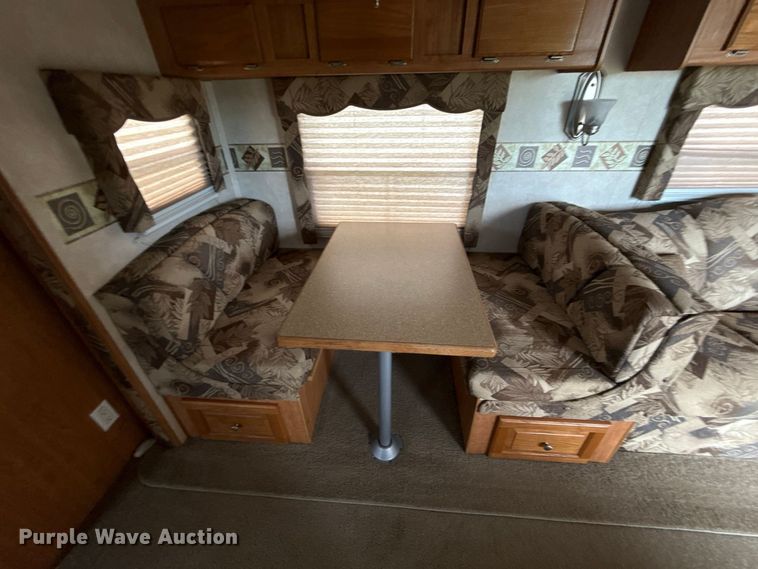 image for item FV2015 2008 Forest River Inc. 831 BHSS camper