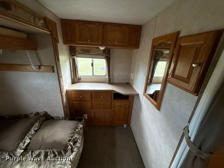 image for item FV2015 2008 Forest River Inc. 831 BHSS camper