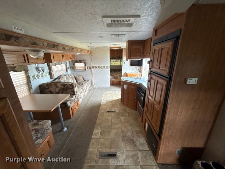 image for item FV2015 2008 Forest River Inc. 831 BHSS camper