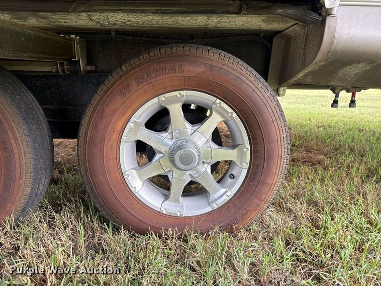 image for item FV2015 2008 Forest River Inc. 831 BHSS camper
