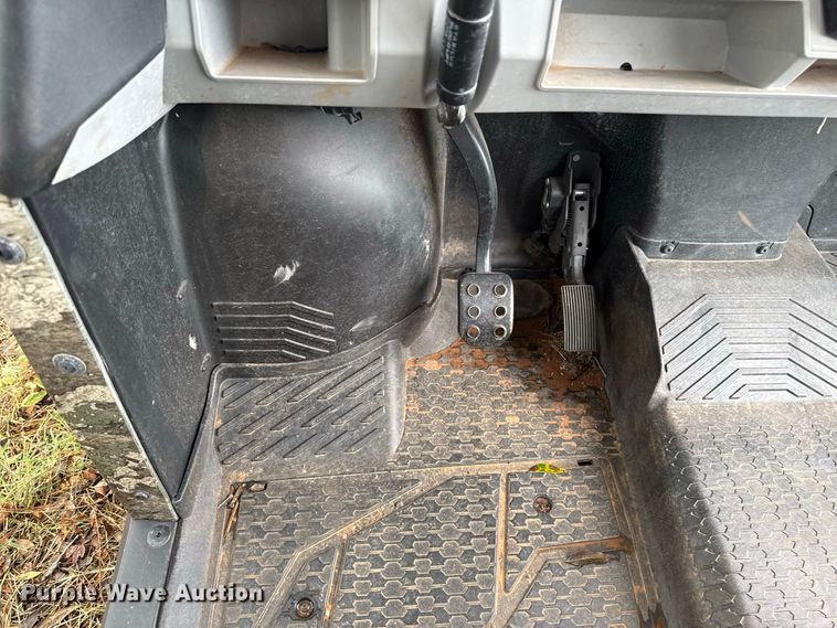 image for item FV2016 2020 Tracker 800SX utility vehicle
