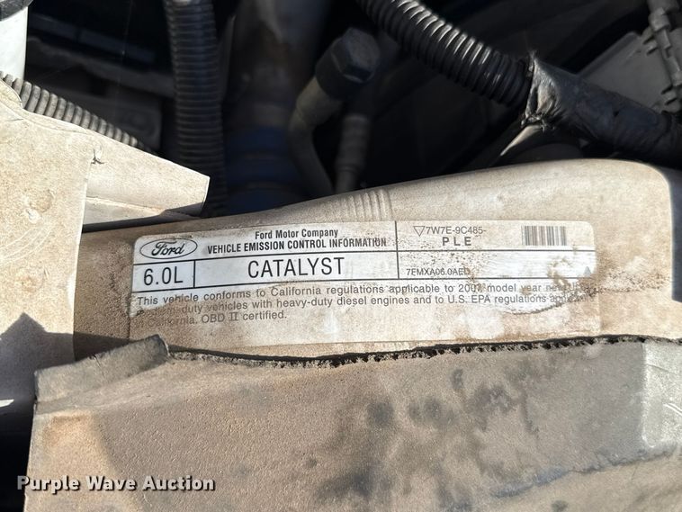 image for item FV2040 2007 Ford F550 Super Duty flatbed truck