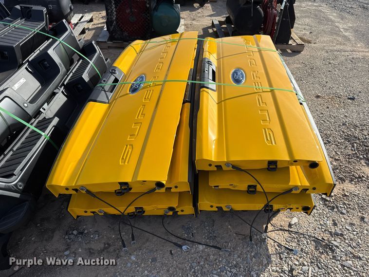 image for item FV2099 (8) pickup truck tailgates