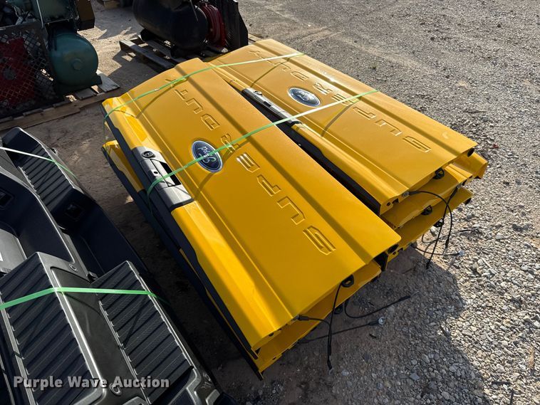 image for item FV2099 (8) pickup truck tailgates