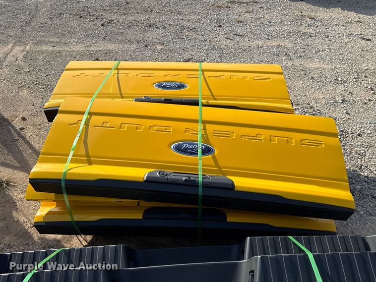 image for item FV2099 (8) pickup truck tailgates