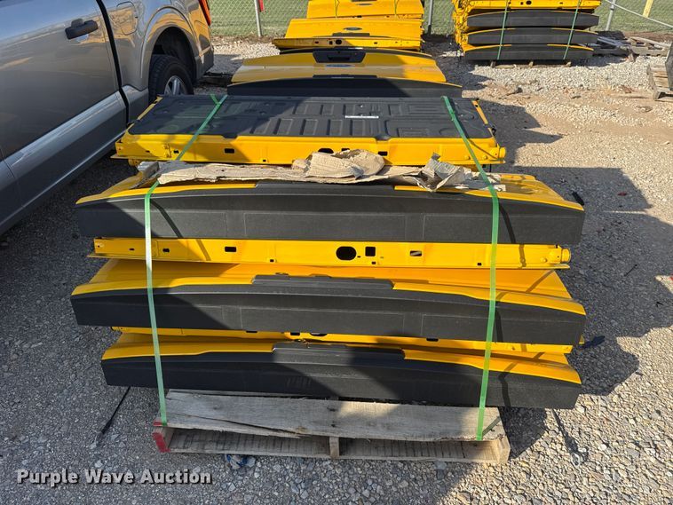 image for item FV2102 (10) pickup truck tailgates