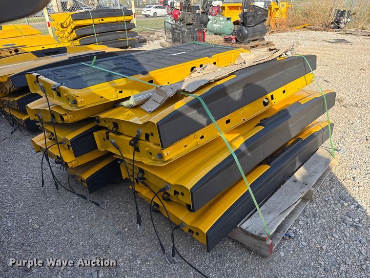 image for item FV2102 (10) pickup truck tailgates