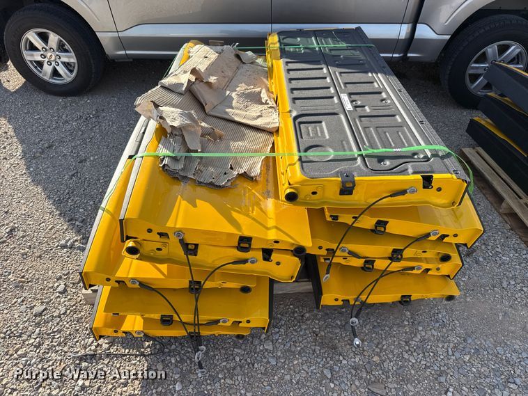 image for item FV2102 (10) pickup truck tailgates