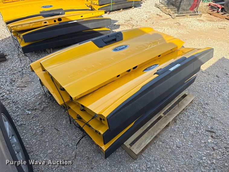 image for item FV2103 (7) pickup truck tailgates