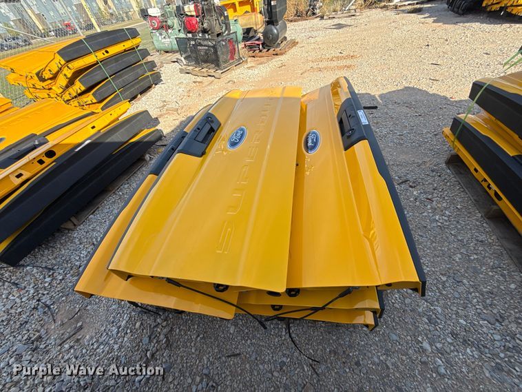 image for item FV2103 (7) pickup truck tailgates