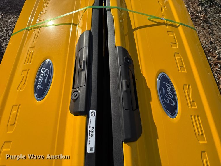 image for item FV2105 (8) pickup truck tailgates