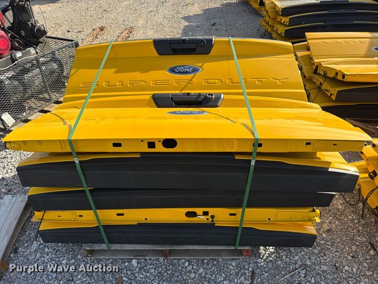 image for item FV2106 (10) pickup truck tailgates