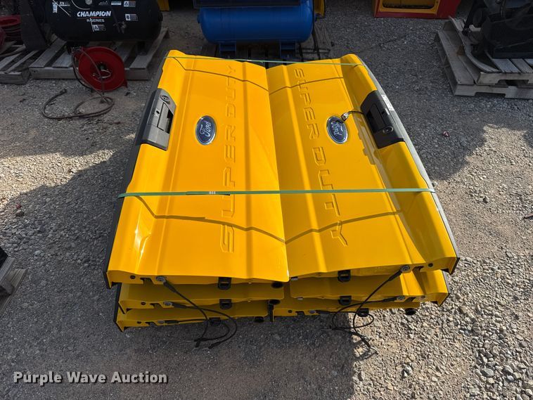 image for item FV2107 (6) pickup truck tailgates