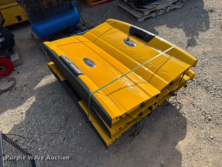 image for item FV2107 (6) pickup truck tailgates