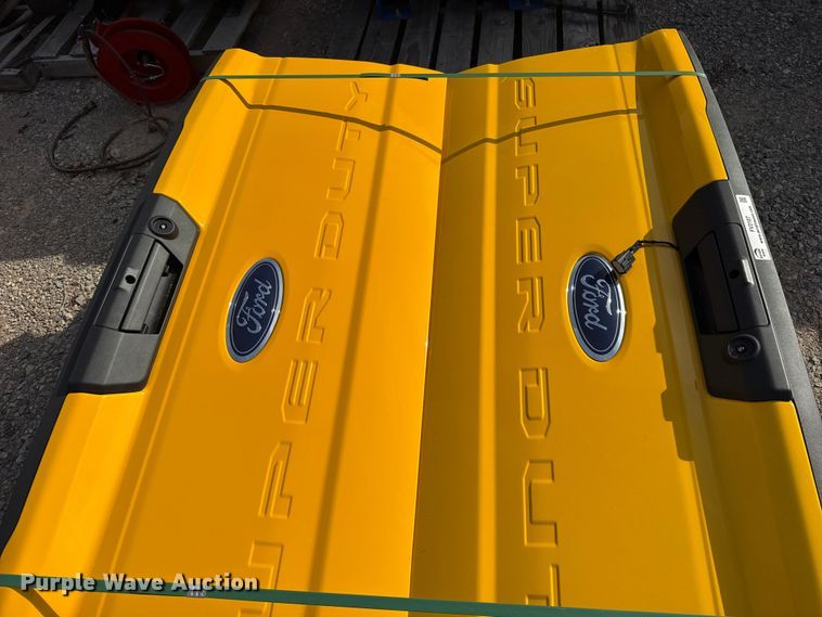 image for item FV2107 (6) pickup truck tailgates