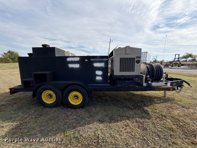 image for item FV2110 Intelagard FT81000MT-04 air foam fire suppression trailer