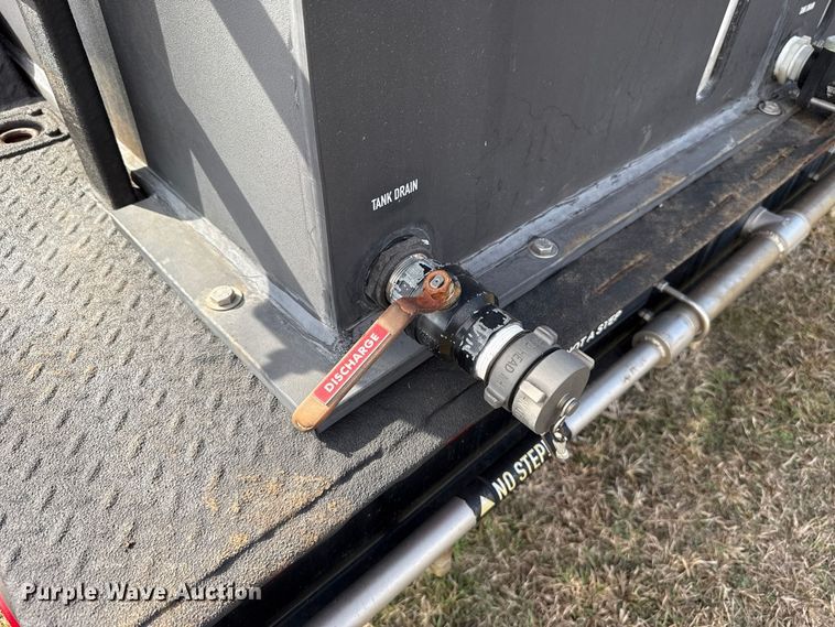 image for item FV2110 Intelagard FT81000MT-04 air foam fire suppression trailer