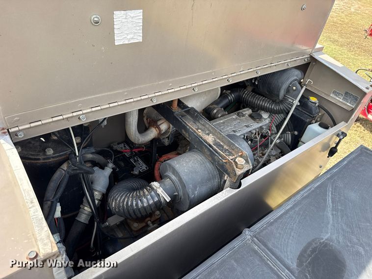 image for item FV2110 Intelagard FT81000MT-04 air foam fire suppression trailer