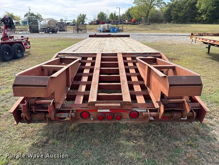 image for item FV2112 Belshe DT255 equipment trailer