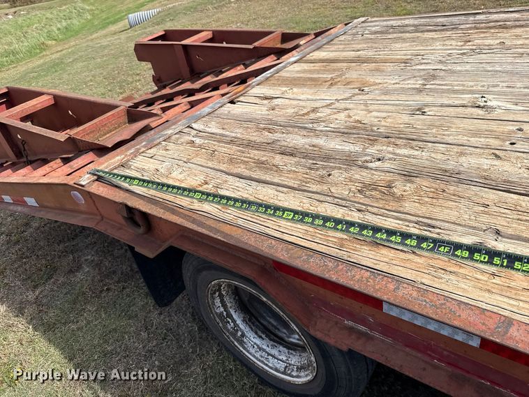 image for item FV2112 Belshe DT255 equipment trailer