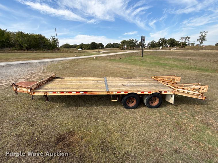 image for item FV2113 2004 Holden Industries HCZ24KT equipment trailer