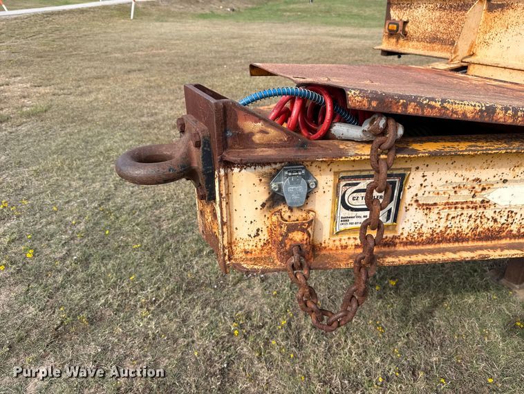 image for item FV2113 2004 Holden Industries HCZ24KT equipment trailer