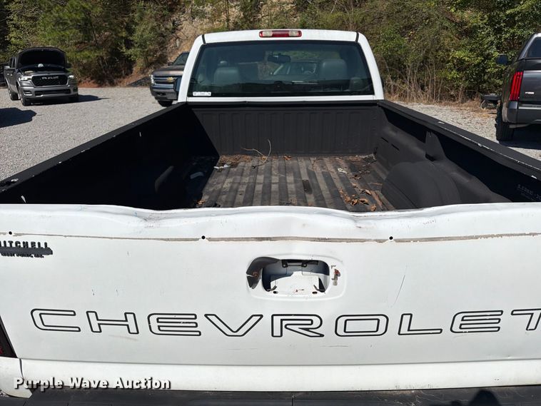 image for item FV4507 2007 Chevrolet Silverado pickup truck