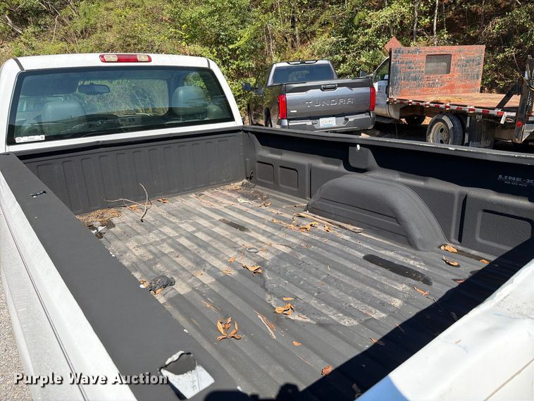 image for item FV4507 2007 Chevrolet Silverado pickup truck