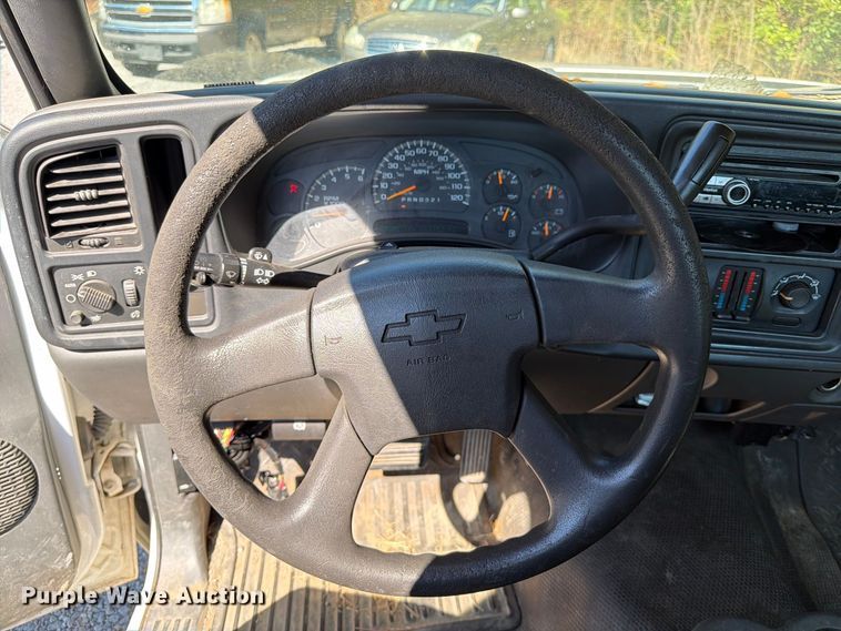 image for item FV4507 2007 Chevrolet Silverado pickup truck